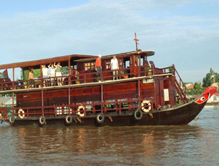 Mien Tay Sampan