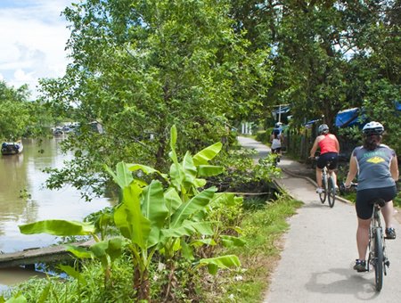 Cycling Mekogn Delta